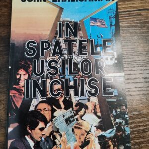 In spatele usilor  inchise - anticariat